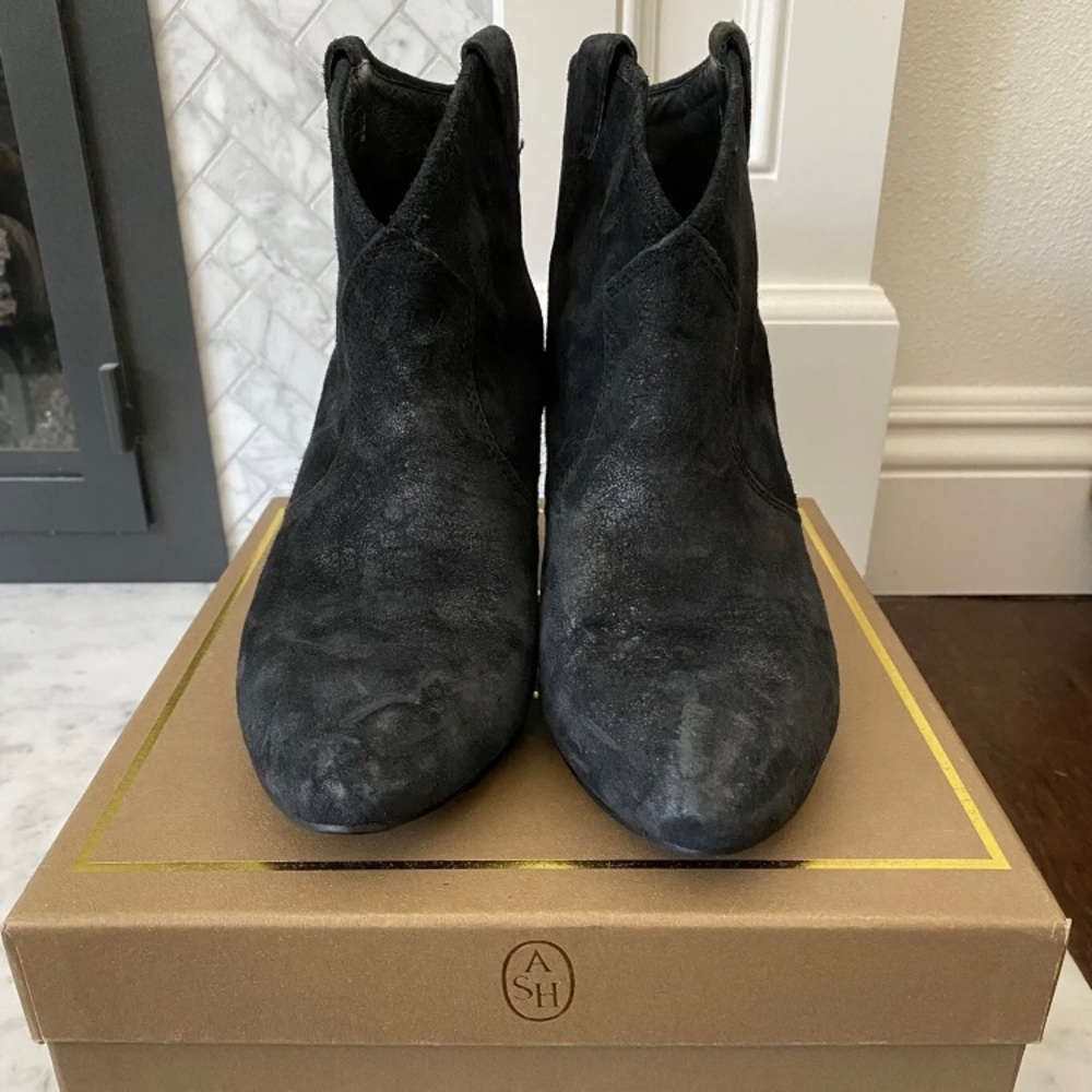 Ash Jalouse Booties Black Suede Size 40/10M